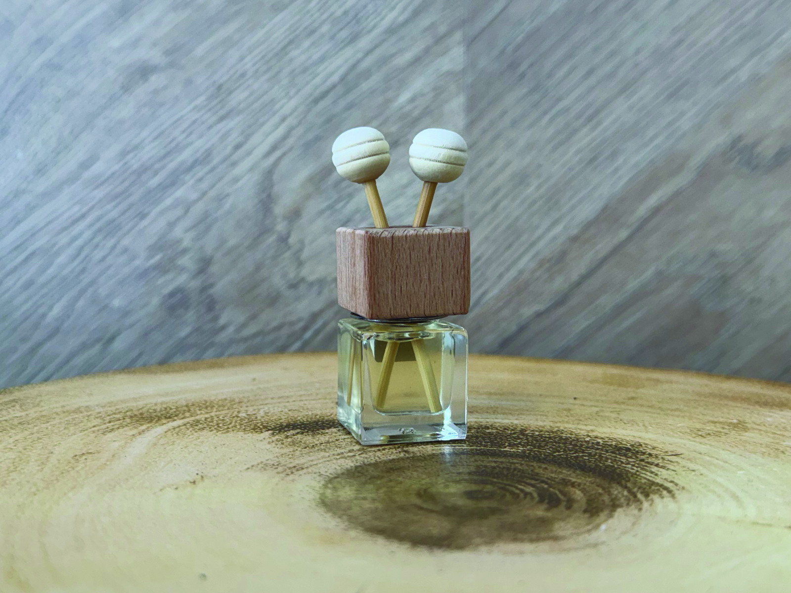Aurora - Uplifting Car Diffuser