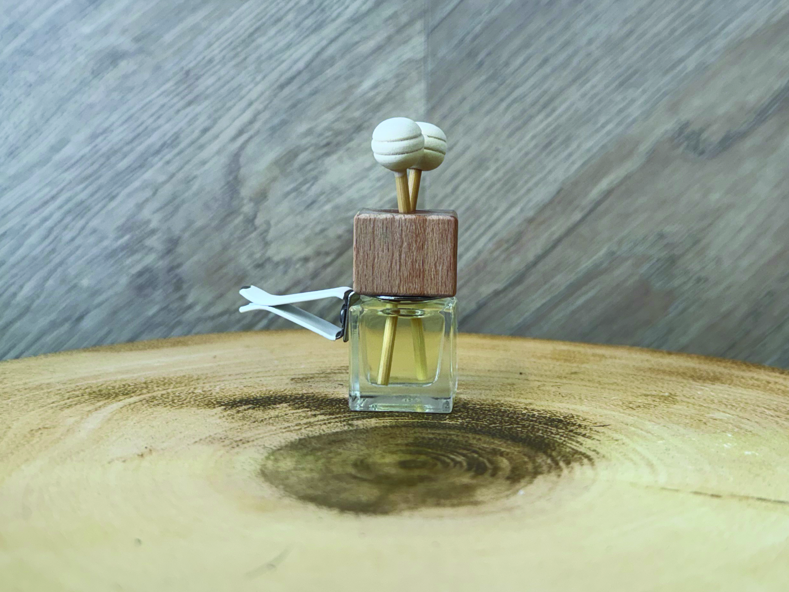 Aurora - Uplifting Car Diffuser
